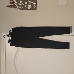 American Eagle Woman's Black size S leggings